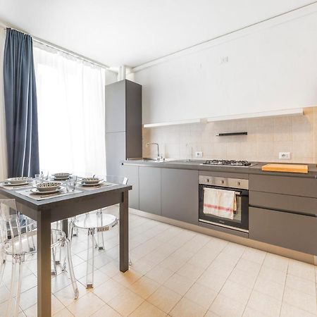 Roomy Apartment Close To Subway M5! Milano Dış mekan fotoğraf