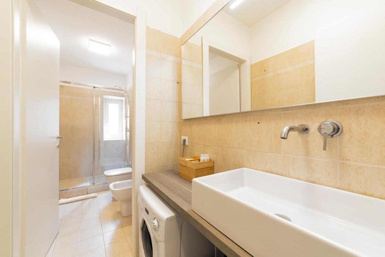 Roomy Apartment Close To Subway M5! Milano Dış mekan fotoğraf